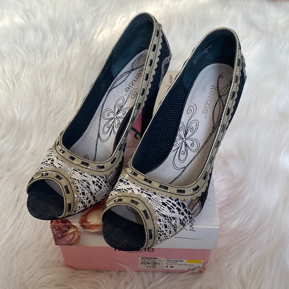Kenzie shoes, size 8, peep toe heel